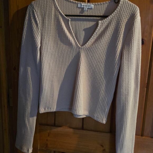 Cream V-Neck Sweater Top - Picture 6 of 6